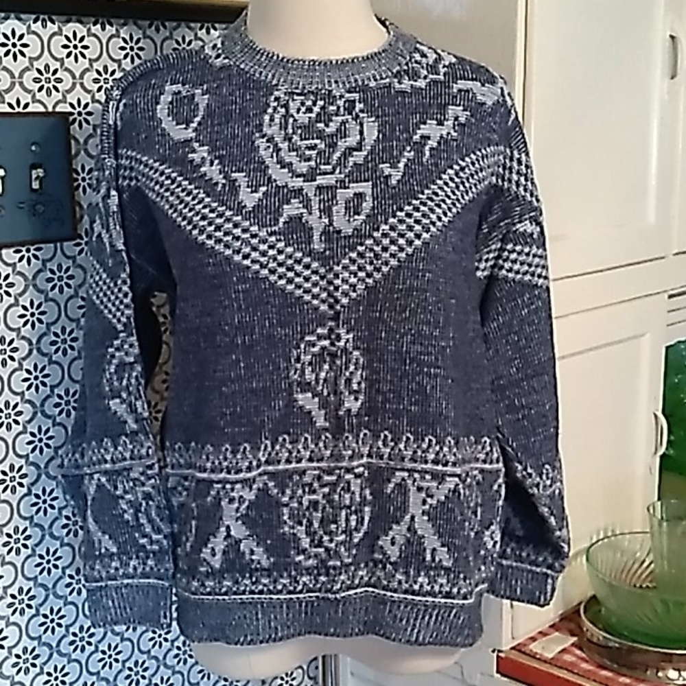 Vintage 1980s Weathered Blues sweater medium